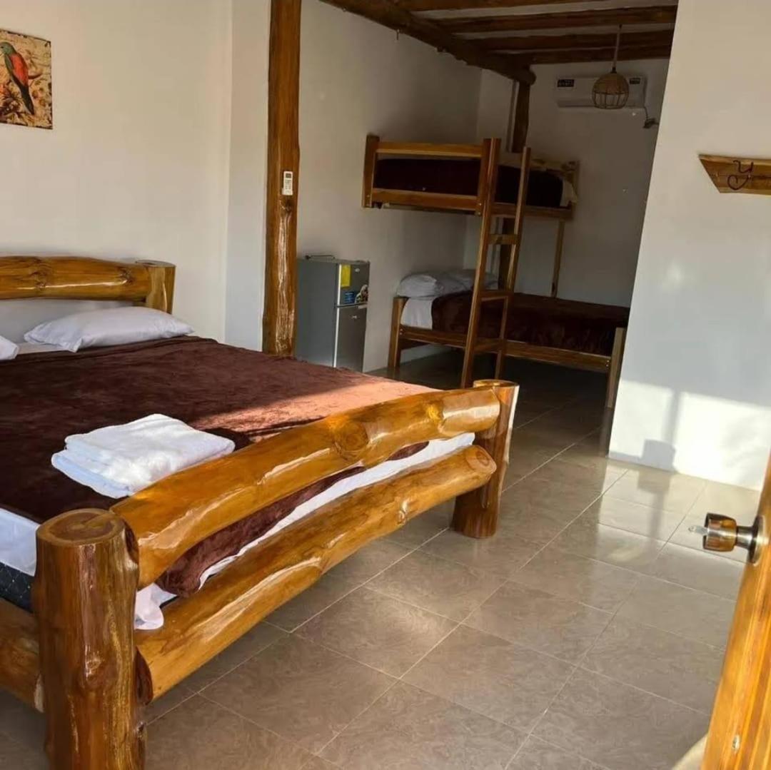 Hostal Yolanda بلاياس المظهر الخارجي الصورة